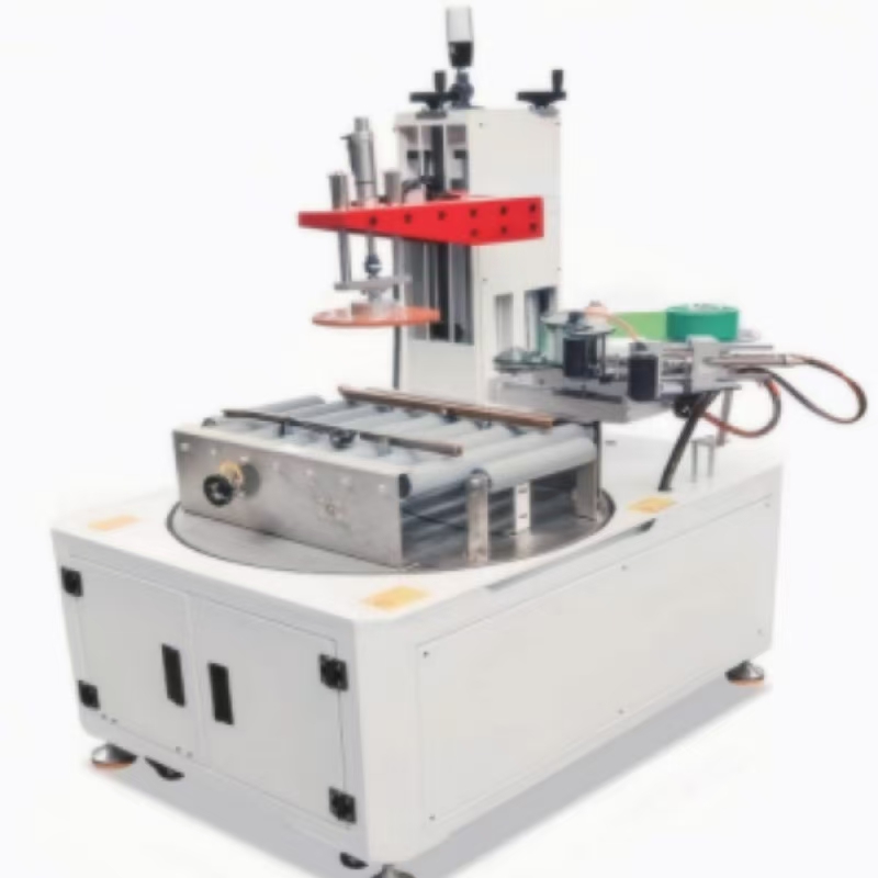 Horizontal-type circular carton sealing machine